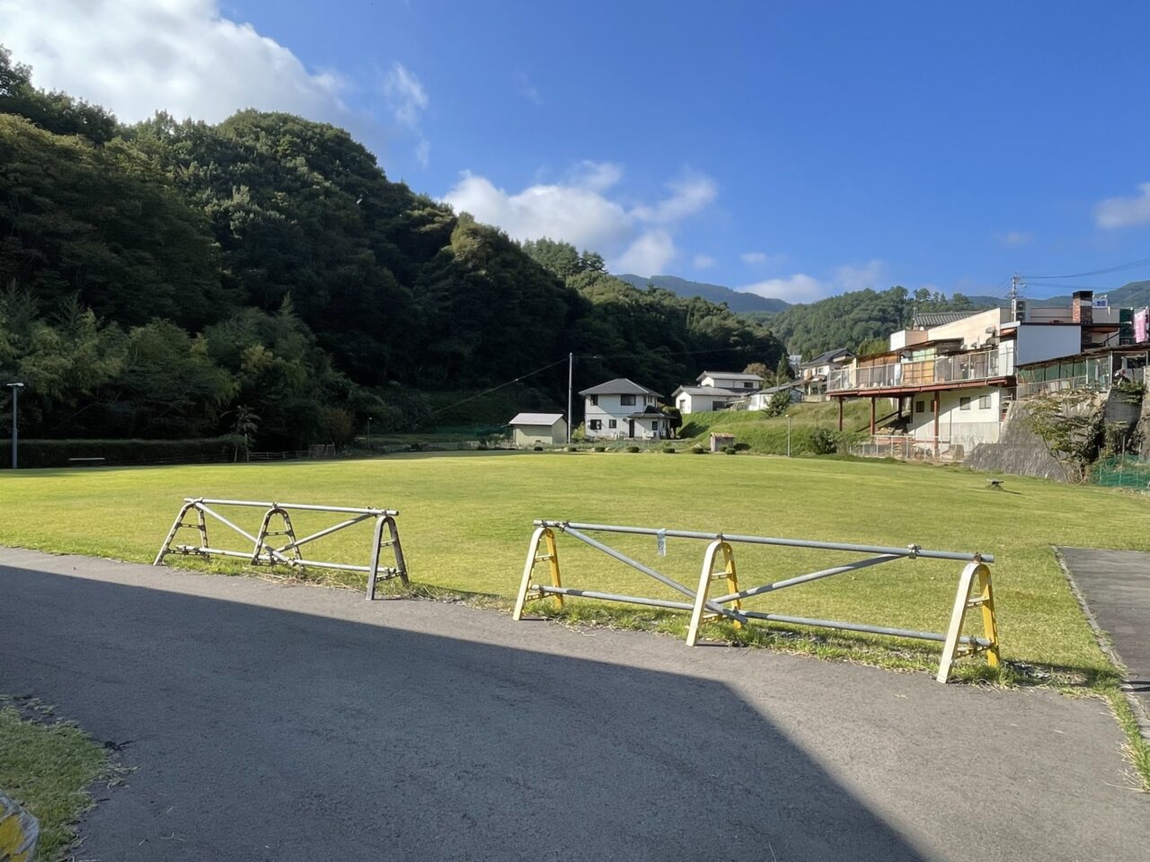 別所温泉あいそめの湯芝生広場