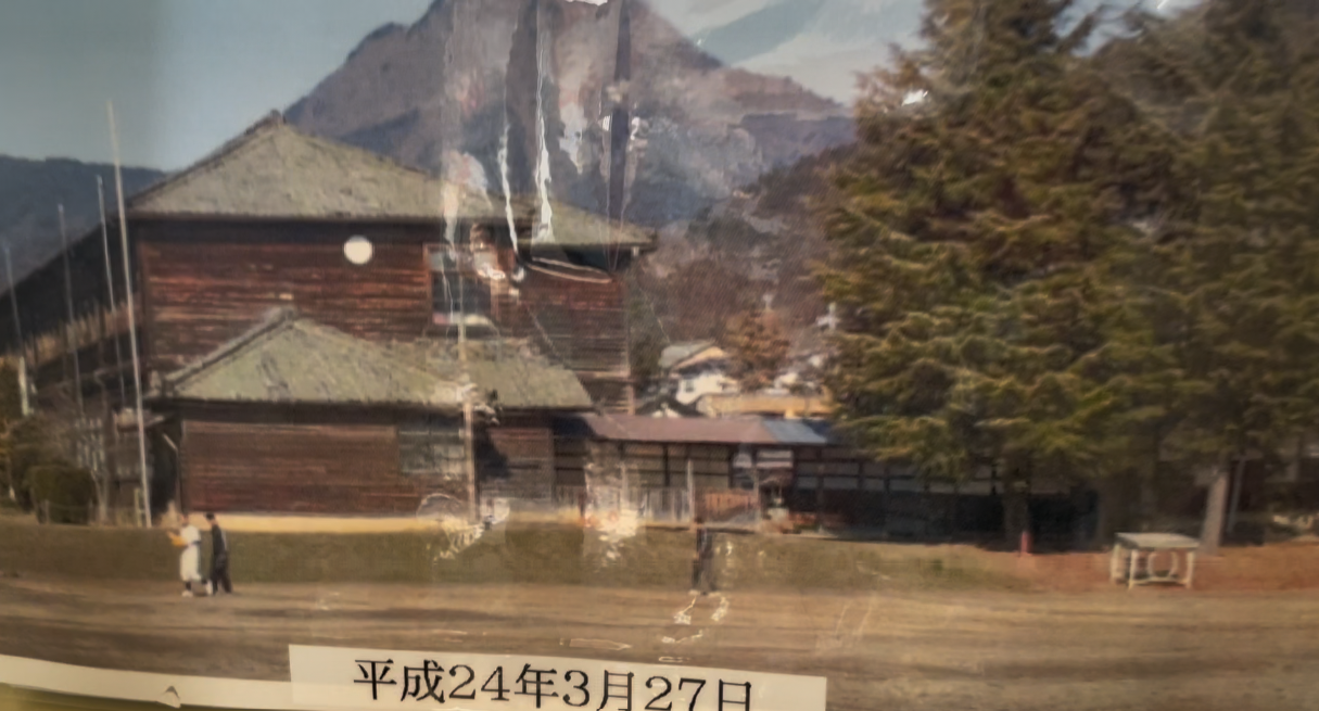 焼失前の浦里小学校