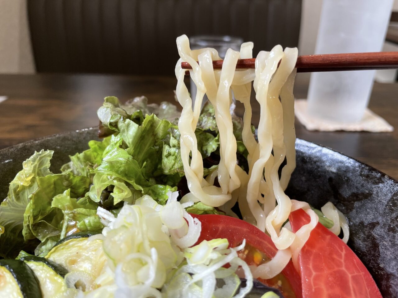冷やし馬肉うどん