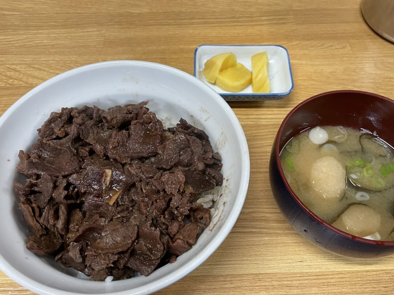 馬肉丼