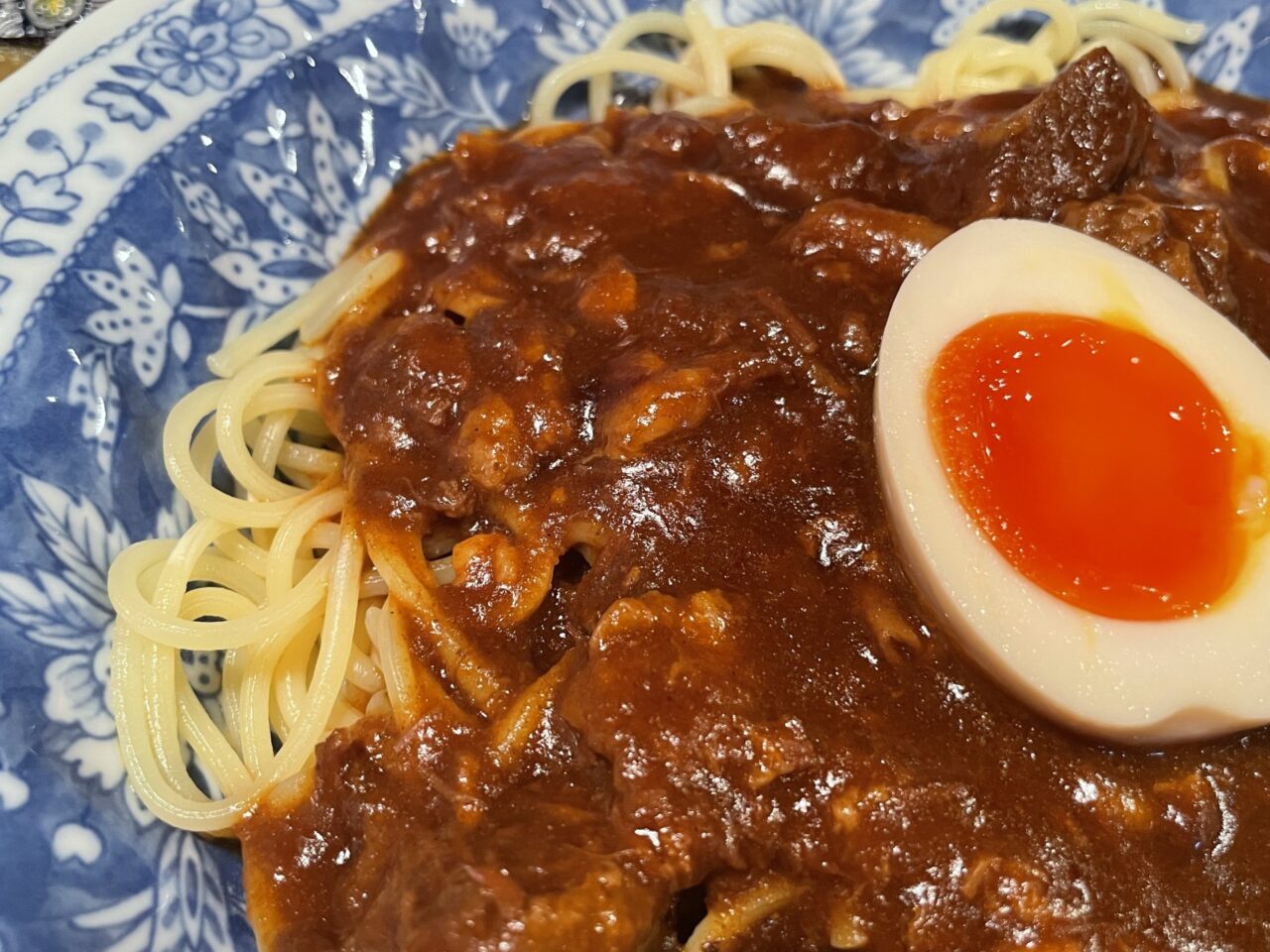 牛すじカレーパスタ