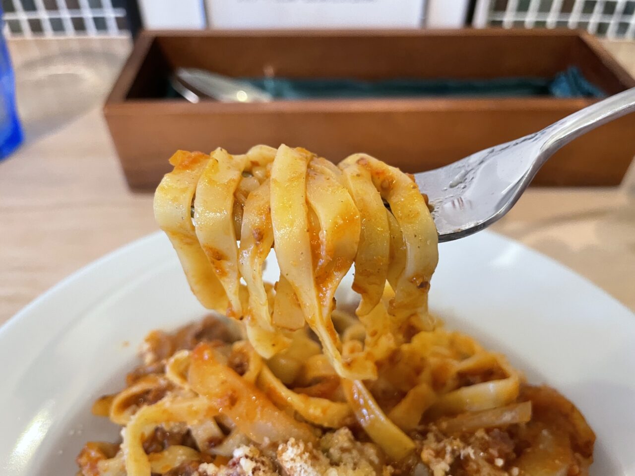 粗挽き肉のボロネーゼ